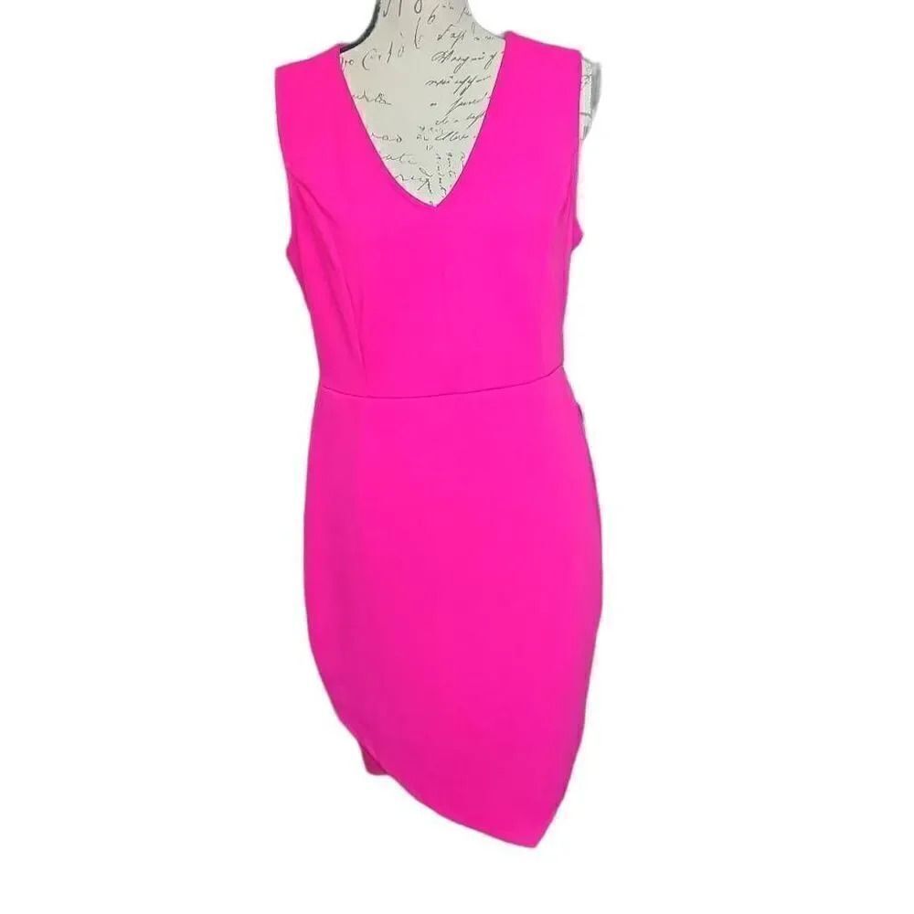 The Vanity Room Ladies Sz Large Fuschia Sleeveless V-Neck Asymetrical Hem Dress